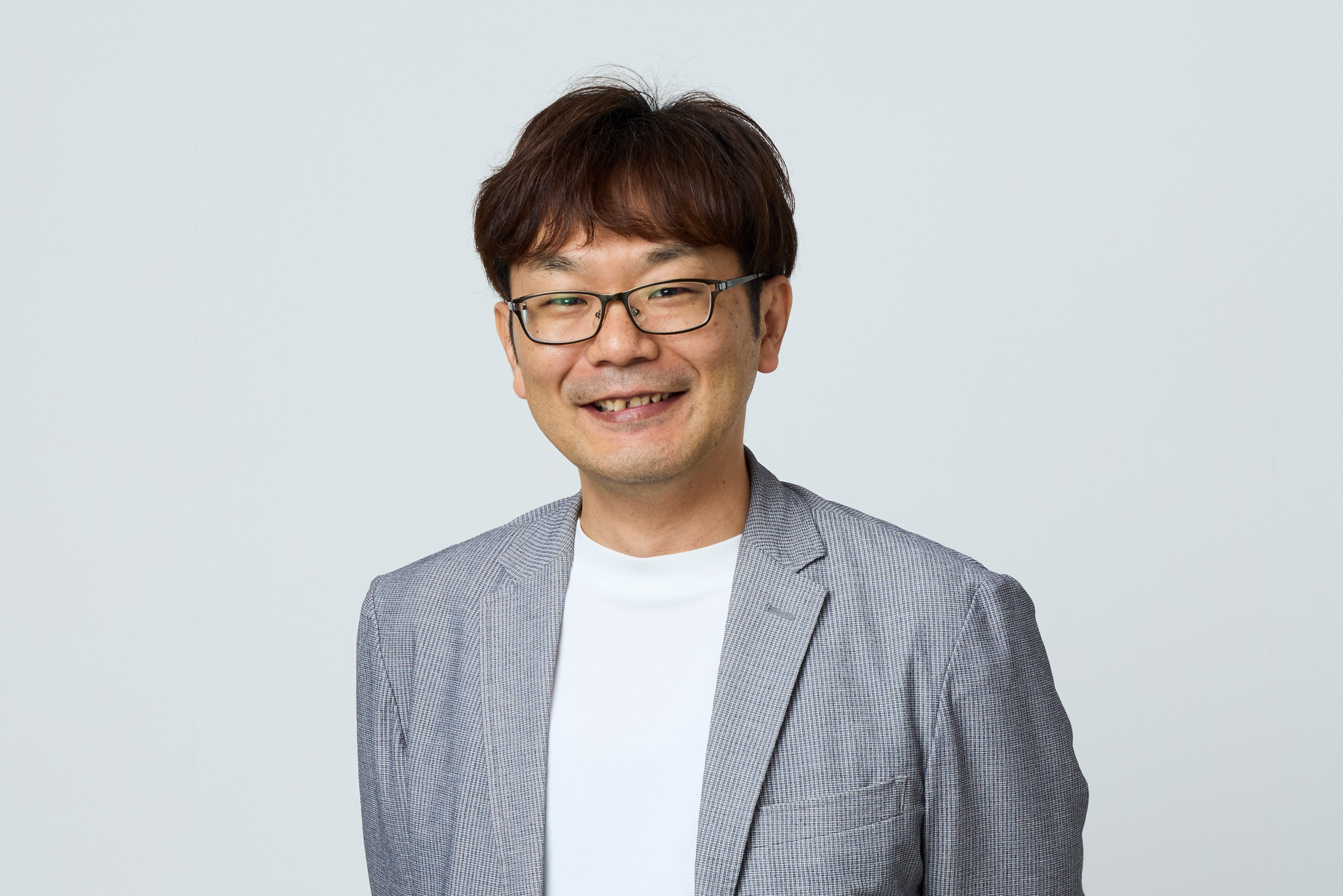 板原 潔